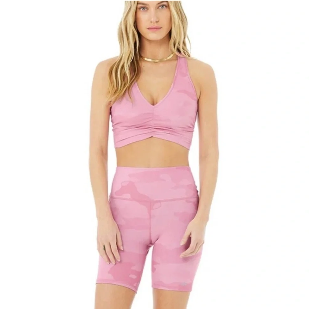 ALO Yoga Vapor Wild Thing Bra Pink Camo NWT M Rare